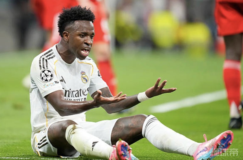 TA：姆巴佩、维尼修斯和球队脱节，其他八人要通过跑动来平衡