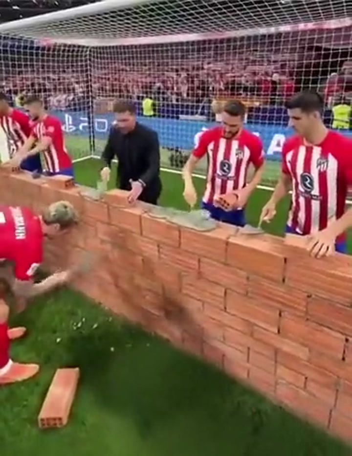 网友调侃：这是次回合马竞迎战巴萨的战术