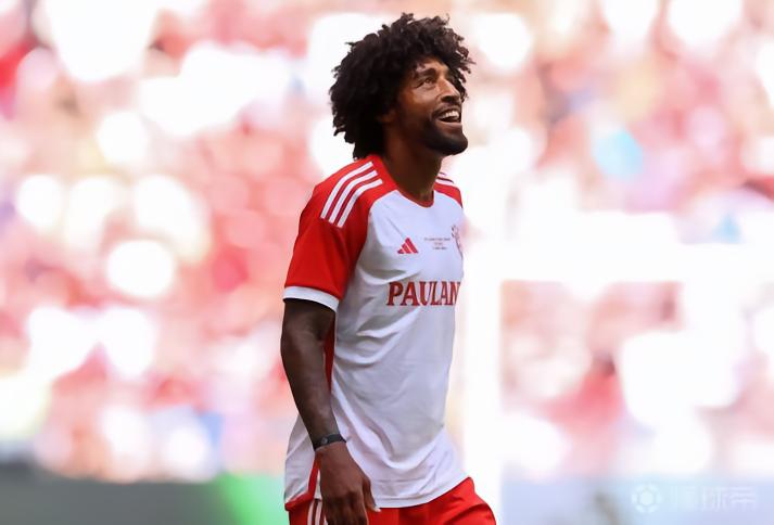 慕尼黑日报：丹特是拜仁二队新帅候选之一，他计划今夏退役