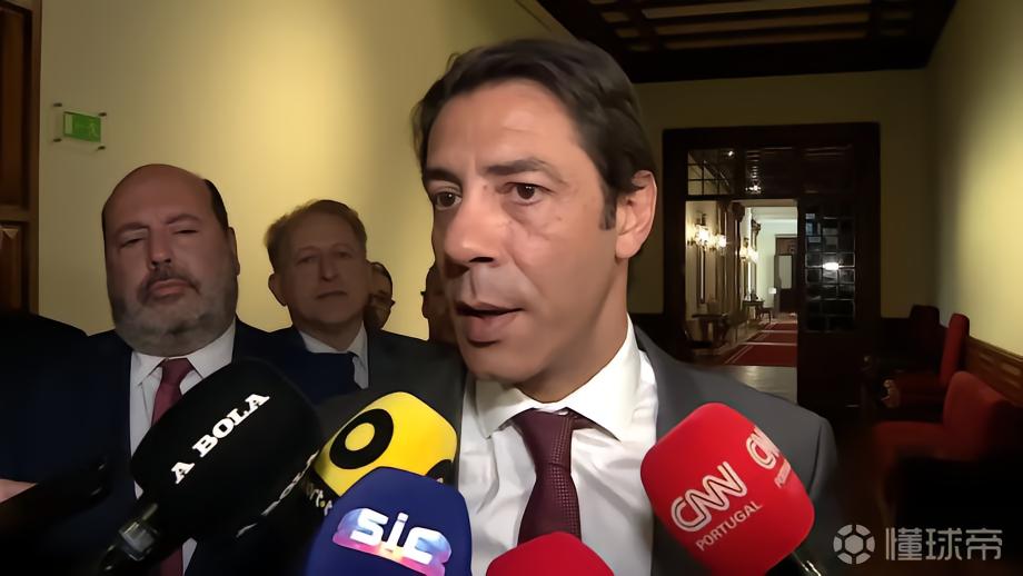 鲁伊-科斯塔：穆帅批评球员？只是主帅对球队表现不满的表态