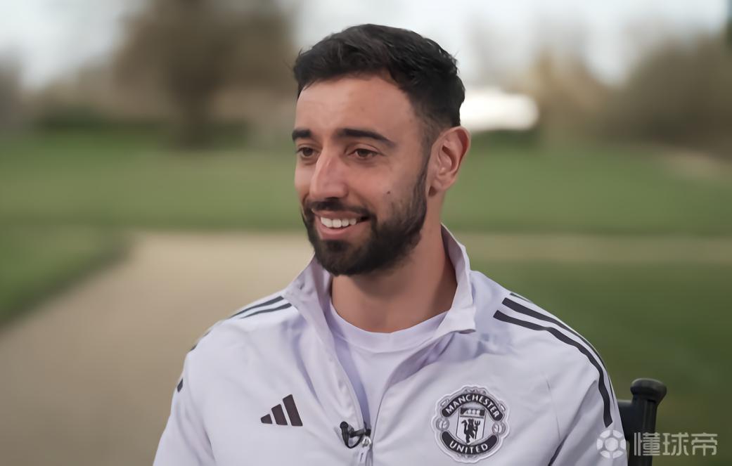 B费：你无法拿自己与C罗比较，唯一能做到的是梅西