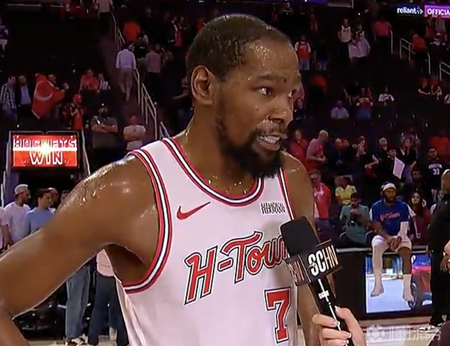 杜兰特：今晚打了三节半好球，我们得学会如何维持领先优势