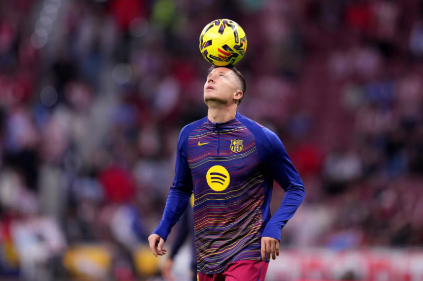 莱万主动向AC米兰自荐，巴萨前锋夏窗或自由身离队