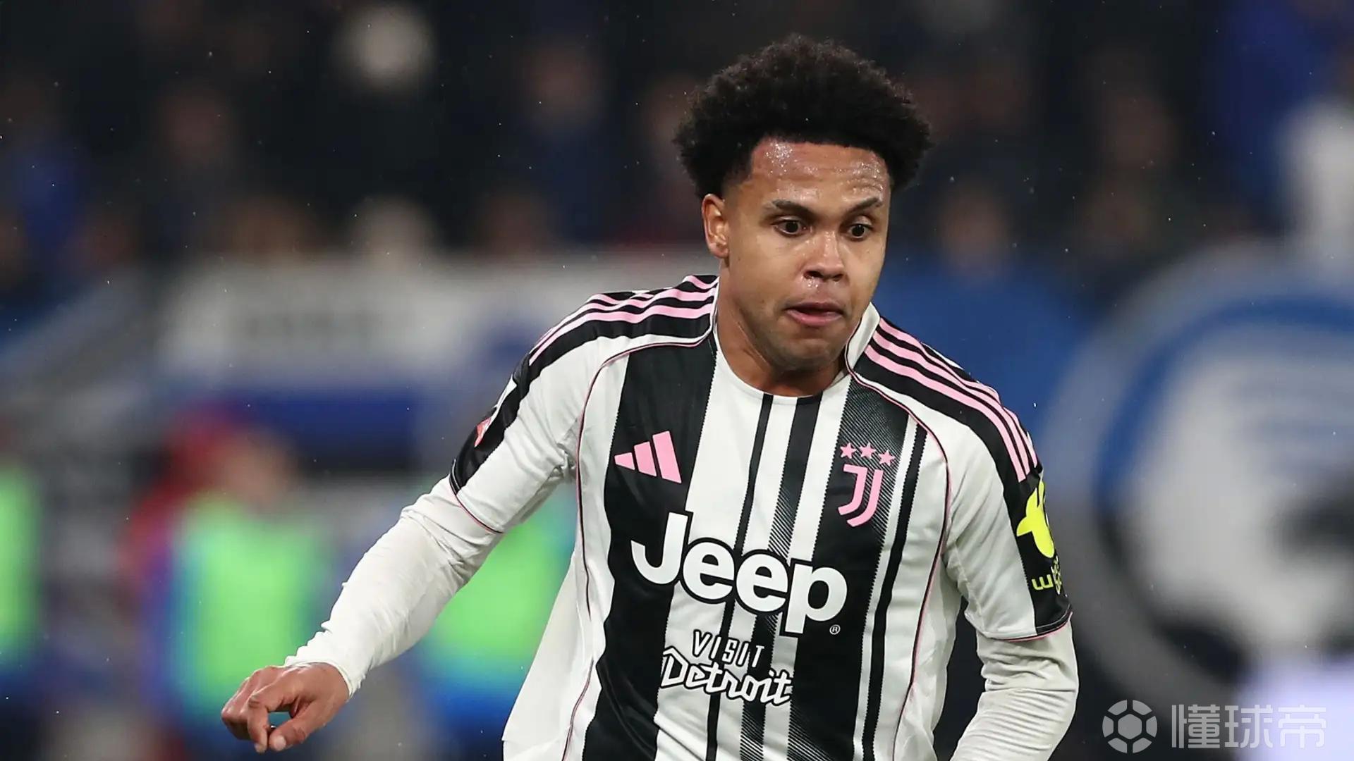 麦肯尼：和C罗踢球不可思议；我小时候犹豫选足球还是橄榄球