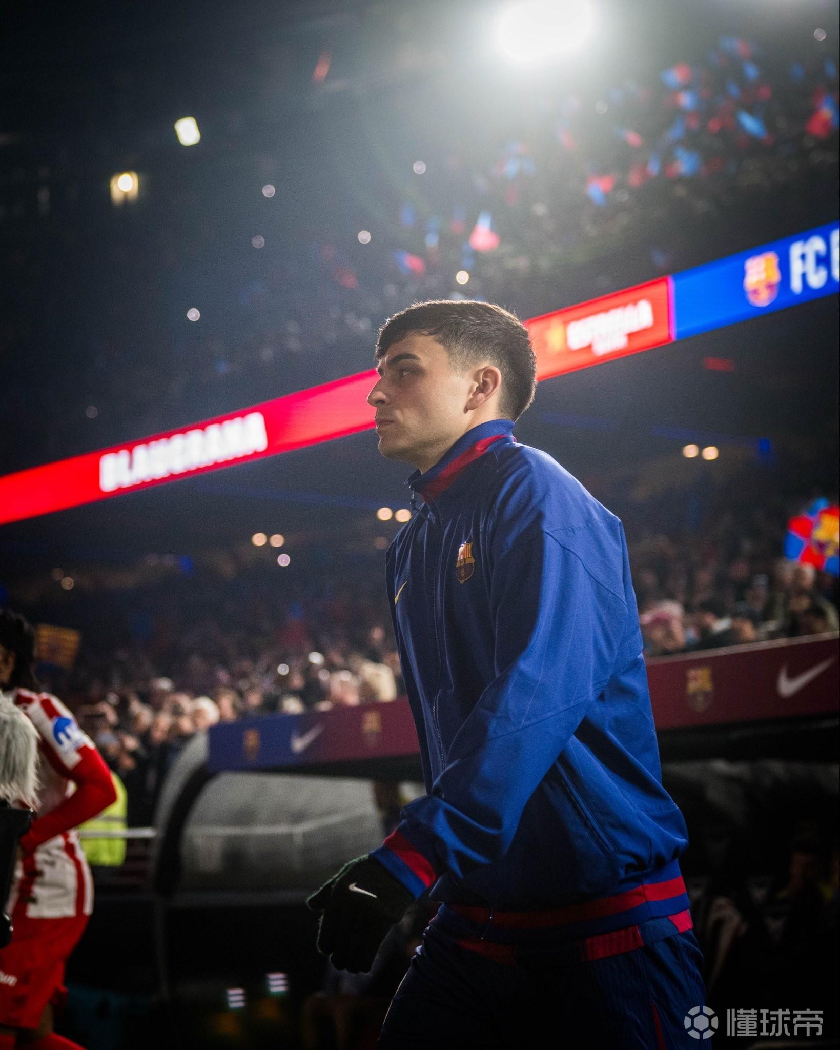 西媒：佩德里因肌肉不适被换下，但他没受伤今天也未接受检查