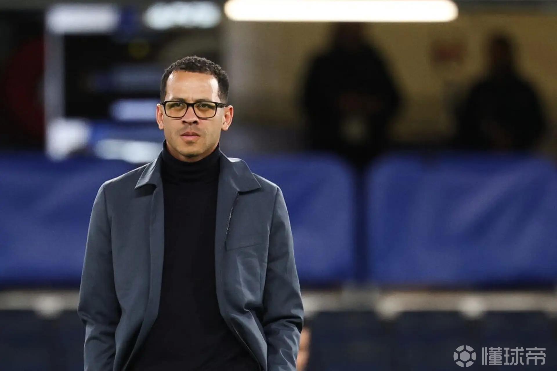 TA：罗塞尼尔带来了积极变化，但蓝军仍存在纪律和防守等问题