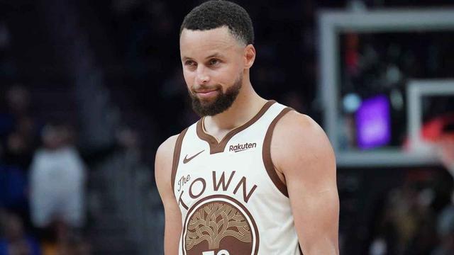 里程悲！勇士不敌国王，库里得分超邓肯升历史第22