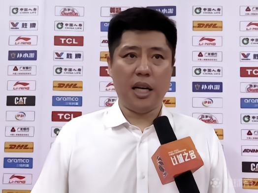 潘江：今天对新疆队重点人的防守很成功，但细节处理得不好