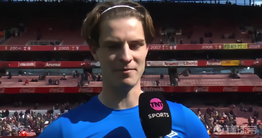 斯科特谈进球：拉亚是顶级门将，我一直在等他先做出扑救动作