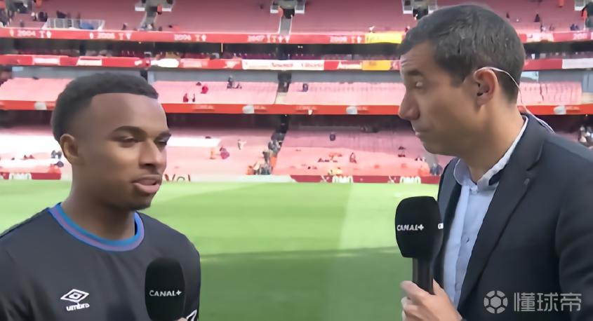 克鲁皮：以19岁的年龄能在英超联赛中打进十球，真的不可思议