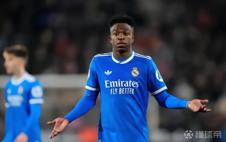 法尔克：拜仁绝不可能签维尼修斯，双方的风格并不合适