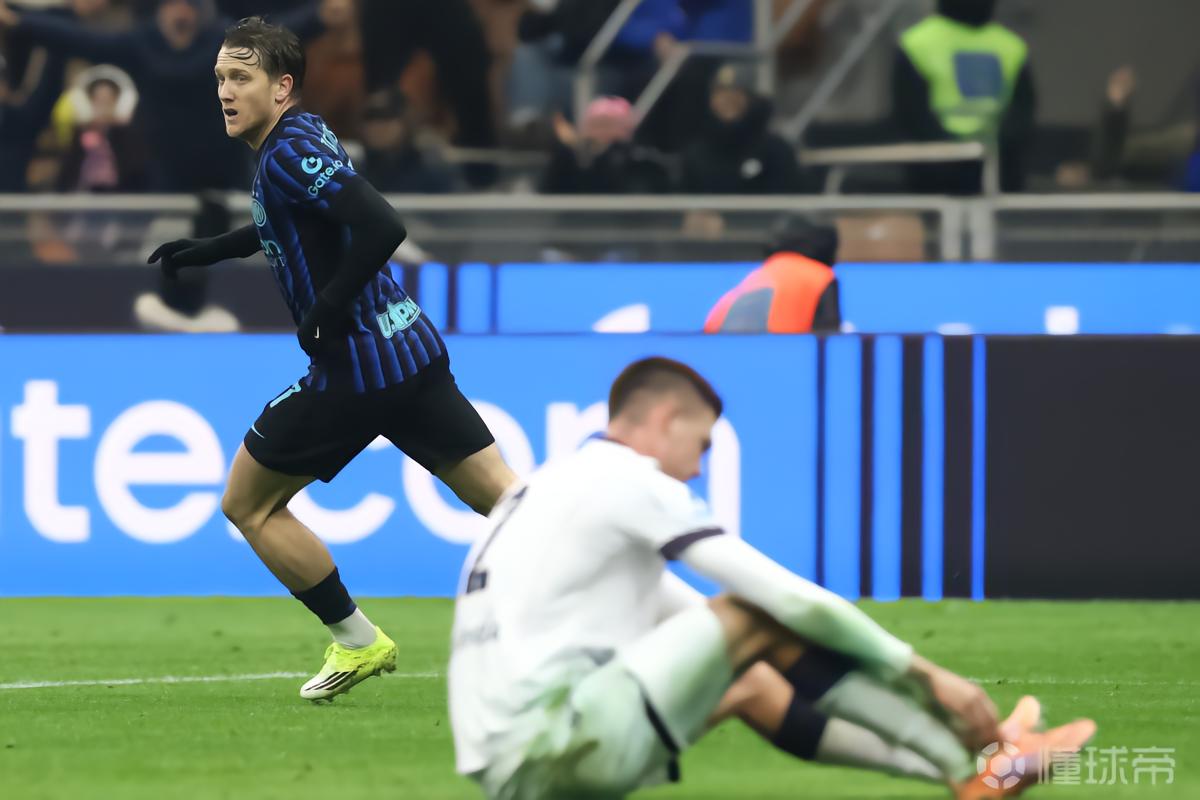 泽林斯基：在波兰输给瑞典后，劳塔罗给我发了鼓励的信息