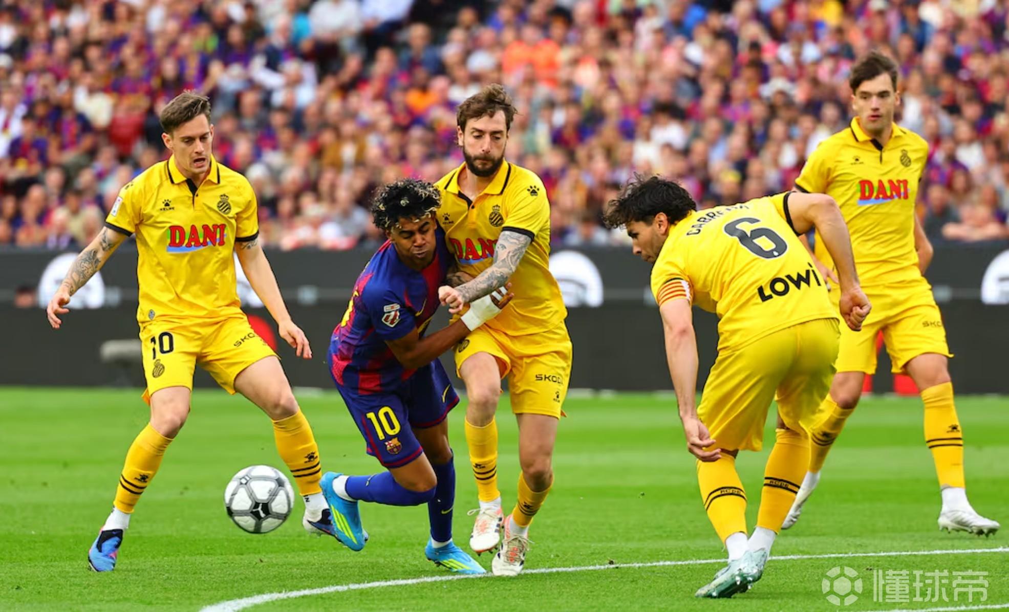 加泰德比火药味浓烈，诺坎普球场高唱“我恨西班牙人”