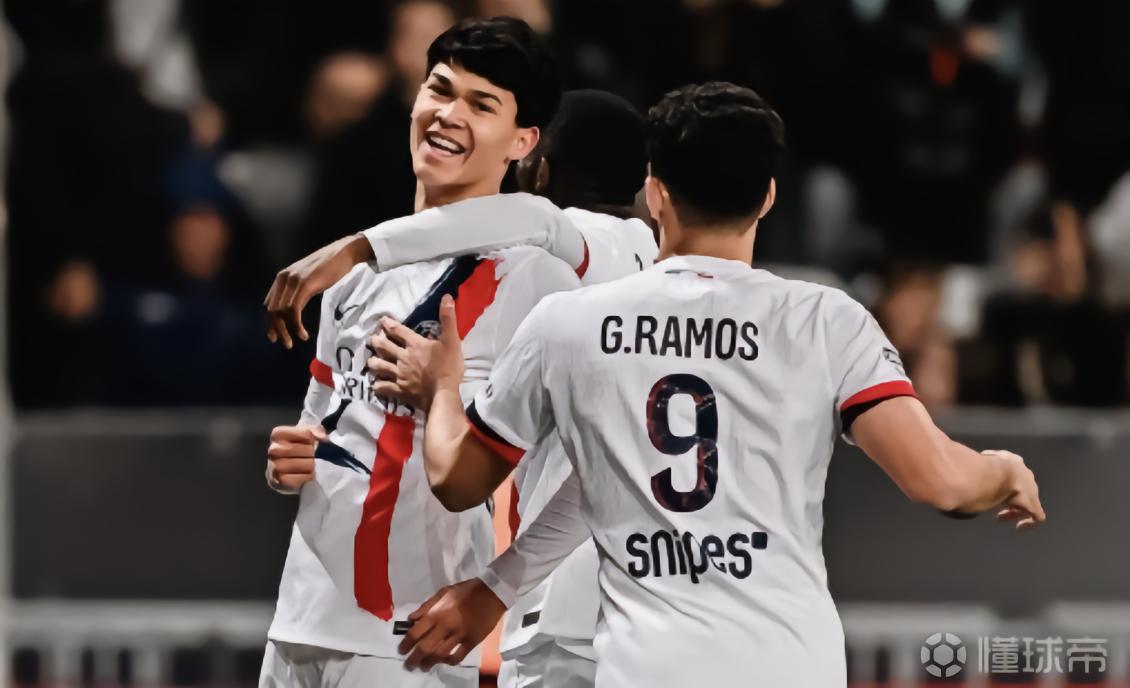 帕斯托雷：很高兴德罗继承了我的27号，确信他能在大巴黎成功