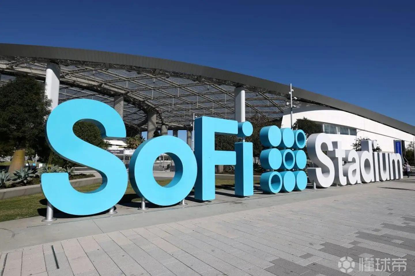 TA：索菲体育场工人威胁罢工，正与FIFA和克伦克家族谈判