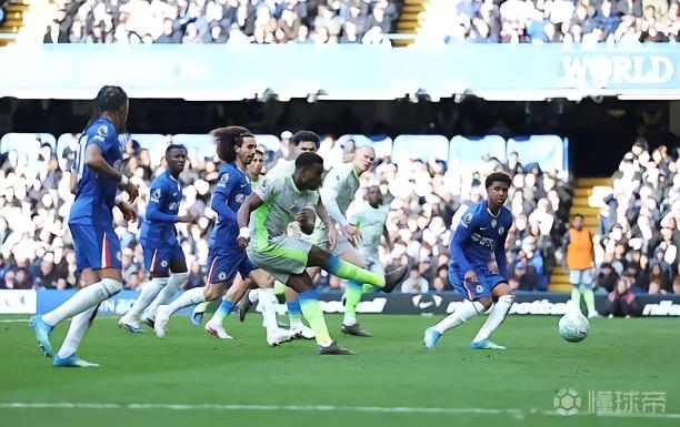 防守稳固+打入1球，格伊当选切尔西vs曼城全场最佳球员