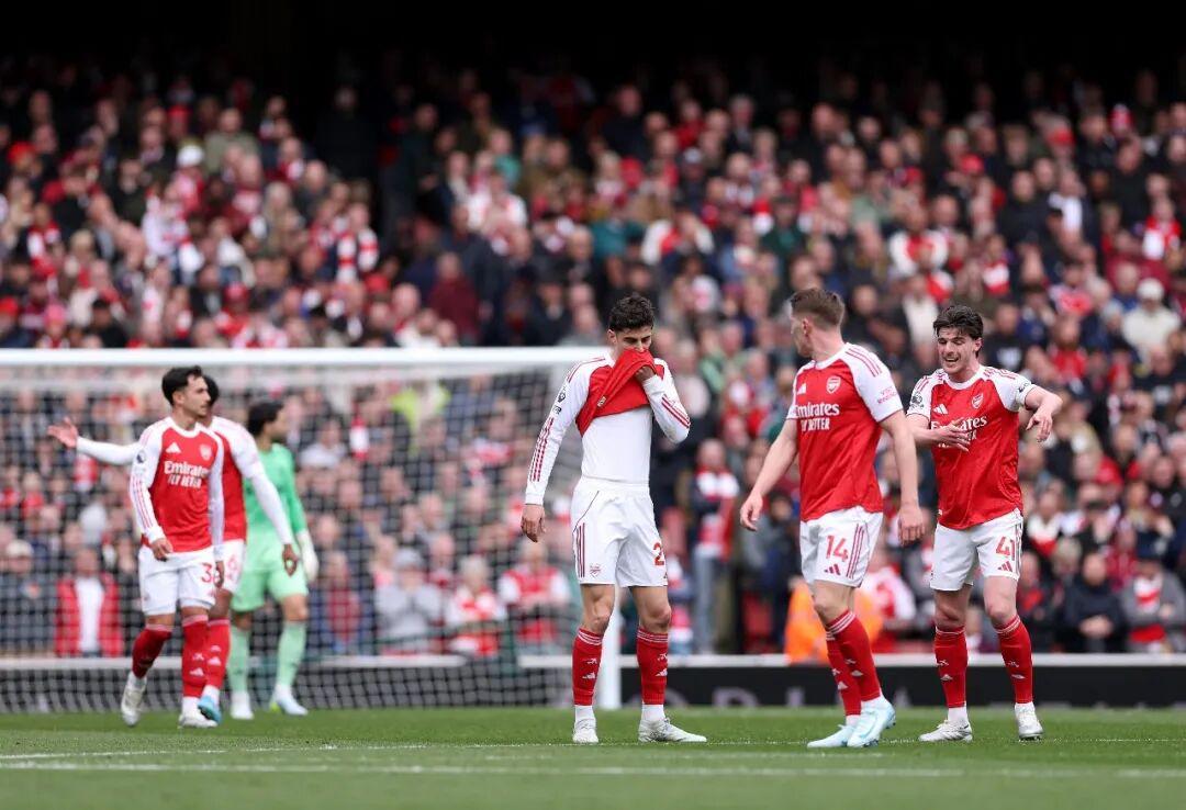 压力之下心态崩了？4战3败的阿森纳必须展现魄力