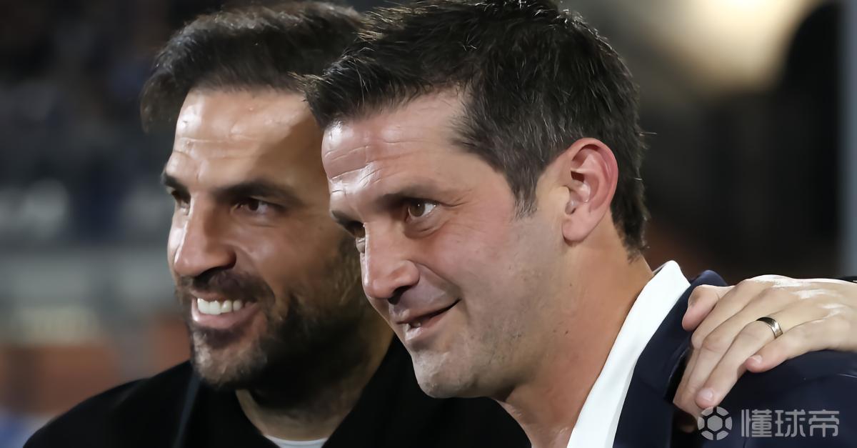 国米教练席多次抗议判罚，小法不满：你们该有榜首球队的样子