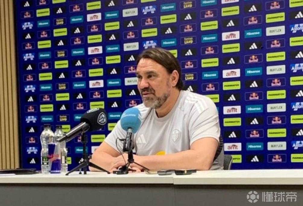 法尔克：DJ无法出战曼联；想在老特拉福德取胜不能只是摆大巴