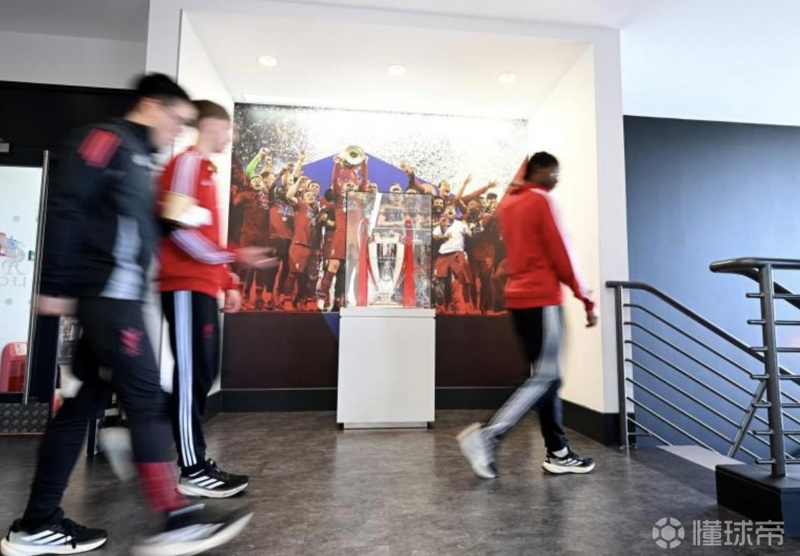 路径清晰，红军U18主帅：年龄越大的梯队的场地越接近一线队