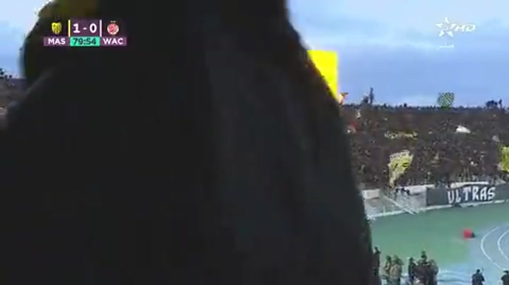 预定普斯卡什奖！摩洛哥联赛球员禁区外逆天插花脚破门！