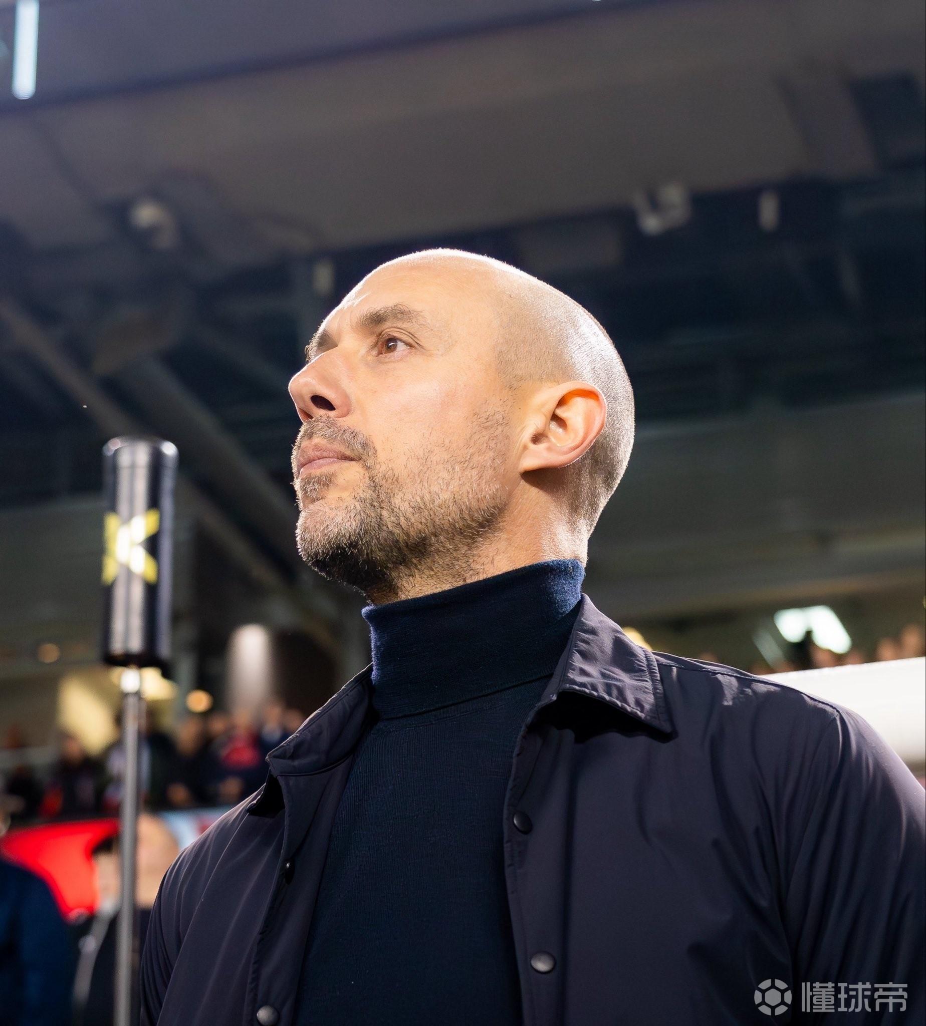 官方：蒙特利尔主帅多纳代尔下课；球员时代曾效力于佛罗伦萨