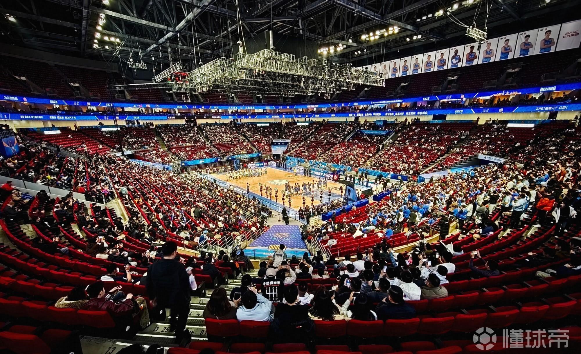 记者：李添荣是和朋友打招呼，和首钢没关系就是安保态度问题