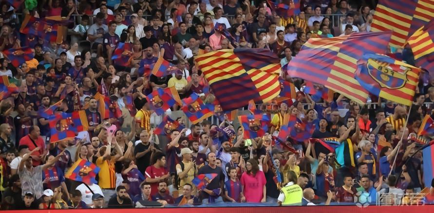 巴萨官方：一共有2819名球迷随队出征马德里