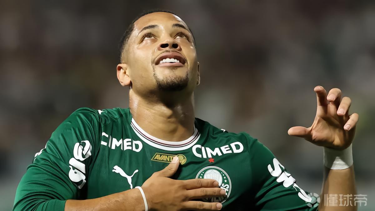 每体分析罗克在巴萨失败原因：缺乏机会、媒体压力和竞技压力