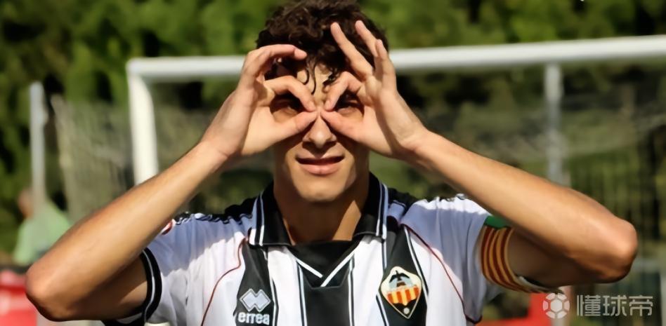 卡斯特利翁官方：梯队18岁前锋圣马里亚将在下赛季前往皇马