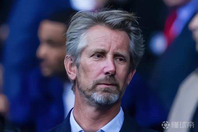 范德萨：曼联很需要梅努；不确定谢什科首发是否正确