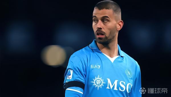 记者：米兰没在谈斯皮纳佐拉，尤文有意免签并且已经进行问价