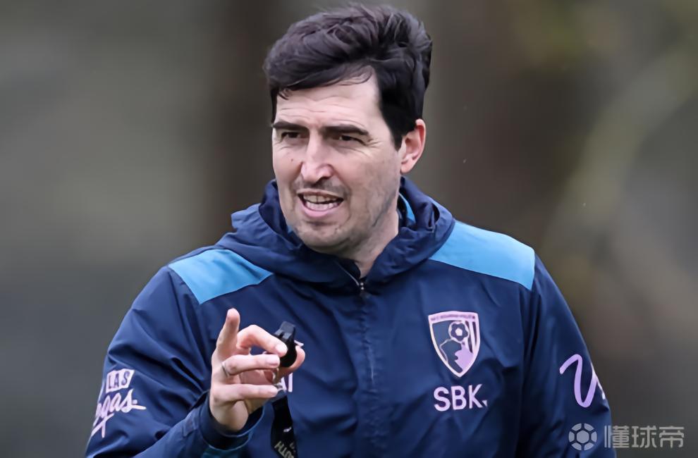 名记：家人想回西班牙是伊劳拉决定离任的主因，伯恩茅斯曾极力挽留