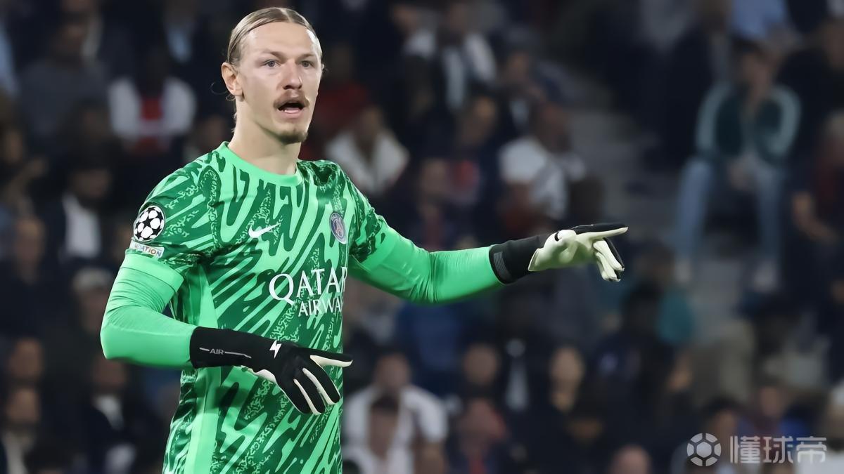继19年纳瓦斯后，萨福诺夫成首位连续3场欧冠零封的巴黎门将