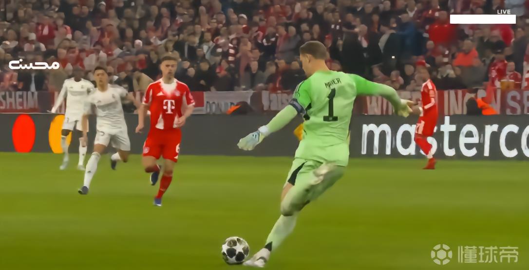 07-08赛季以来诺伊尔欧冠淘汰赛10次失误致丢球，所有球员最多