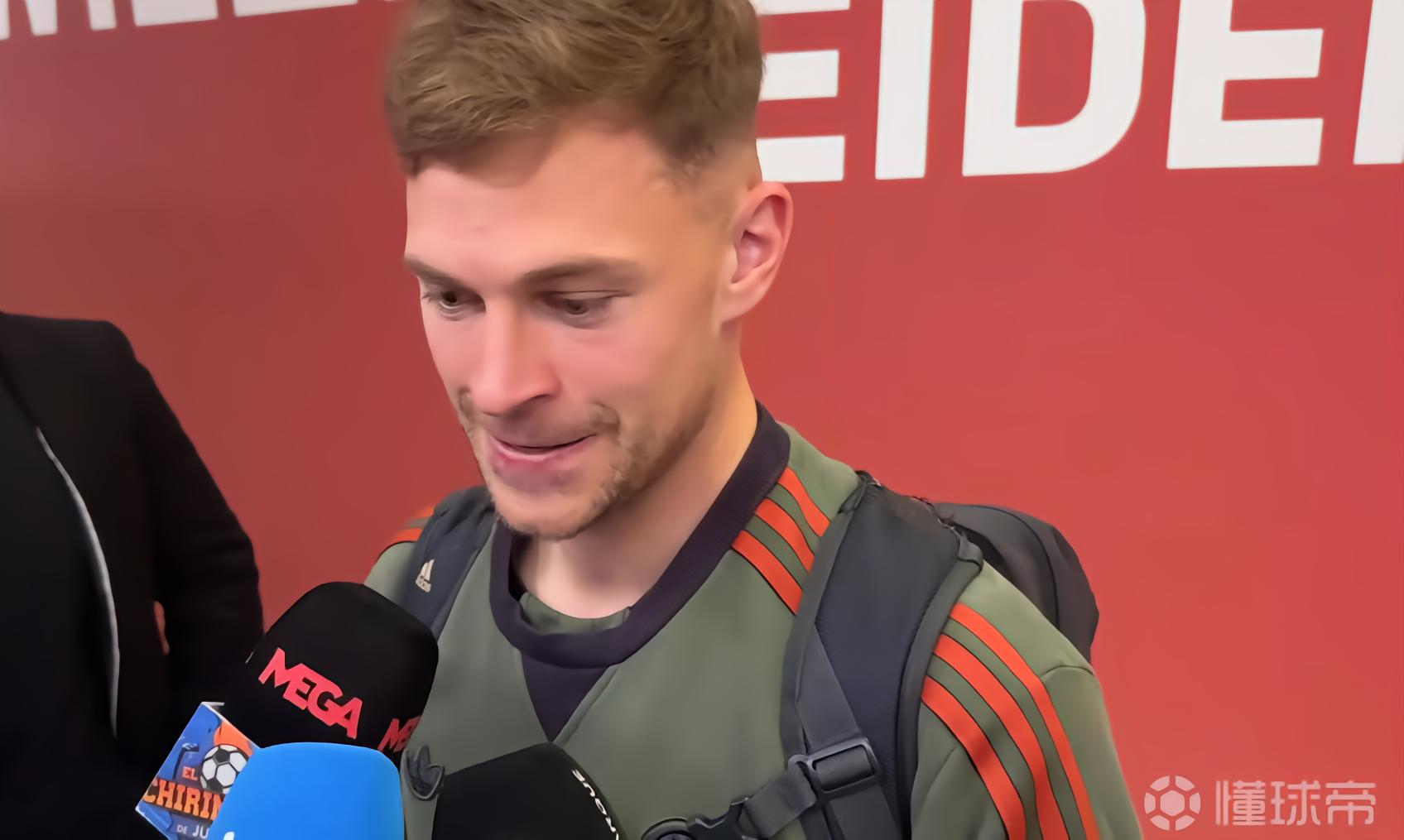 基米希：我觉得裁判可能不知道卡马文加已经有一张黄牌在身了