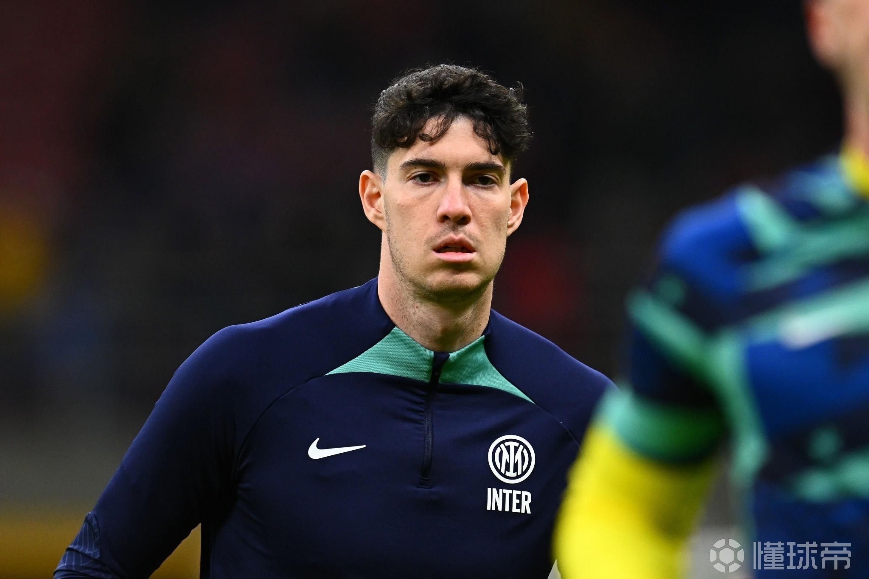 每体：巴萨从本周起加速追逐巴斯托尼，希望在世界杯前谈妥