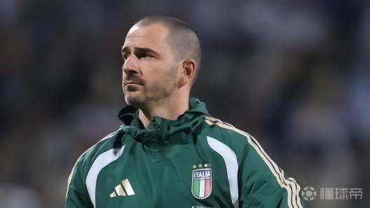 米体：博努奇和加图索的合同是分开的，他还会继续留任