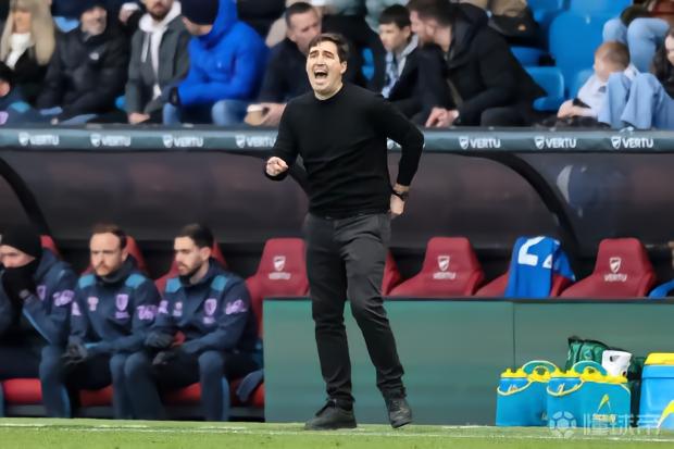 英媒：伊劳拉成埃迪-豪潜在替代者，他对执教纽卡持开放态度