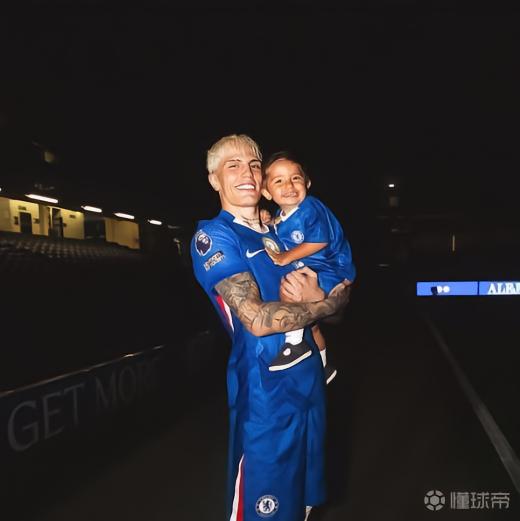 加纳乔：很多人不了解我，但家人支持我是最重要的