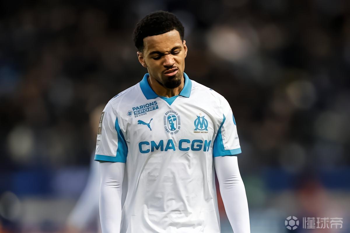 记者：恩瓦内里租借费与出场时间挂钩，出场次数越多费用越低