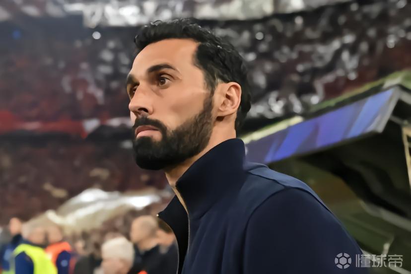 马卡：皇马球员坚定支持阿韦洛亚留任，他已赢得了全队的认可