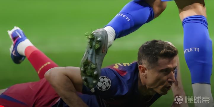 传记作者：莱万和弗里克渐行渐远，他感受到了自己被边缘化