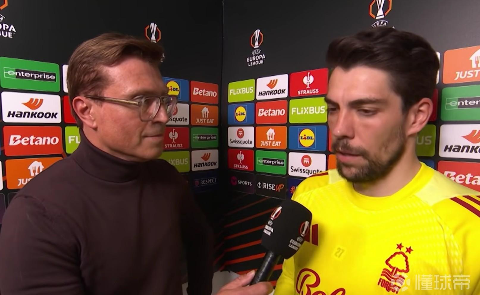 奥尔特加：若晋级欧联决赛谁会成为首发门将？这得问主教练