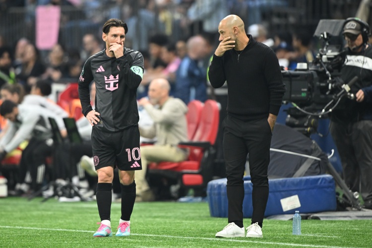 TA：梅西和马斯切拉诺在迈阿密共事期间经常发生争执