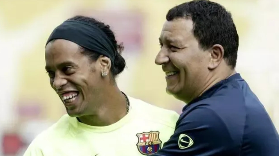 滕卡特：有时看小罗踢球就像看马戏团表演 球与他合二为一