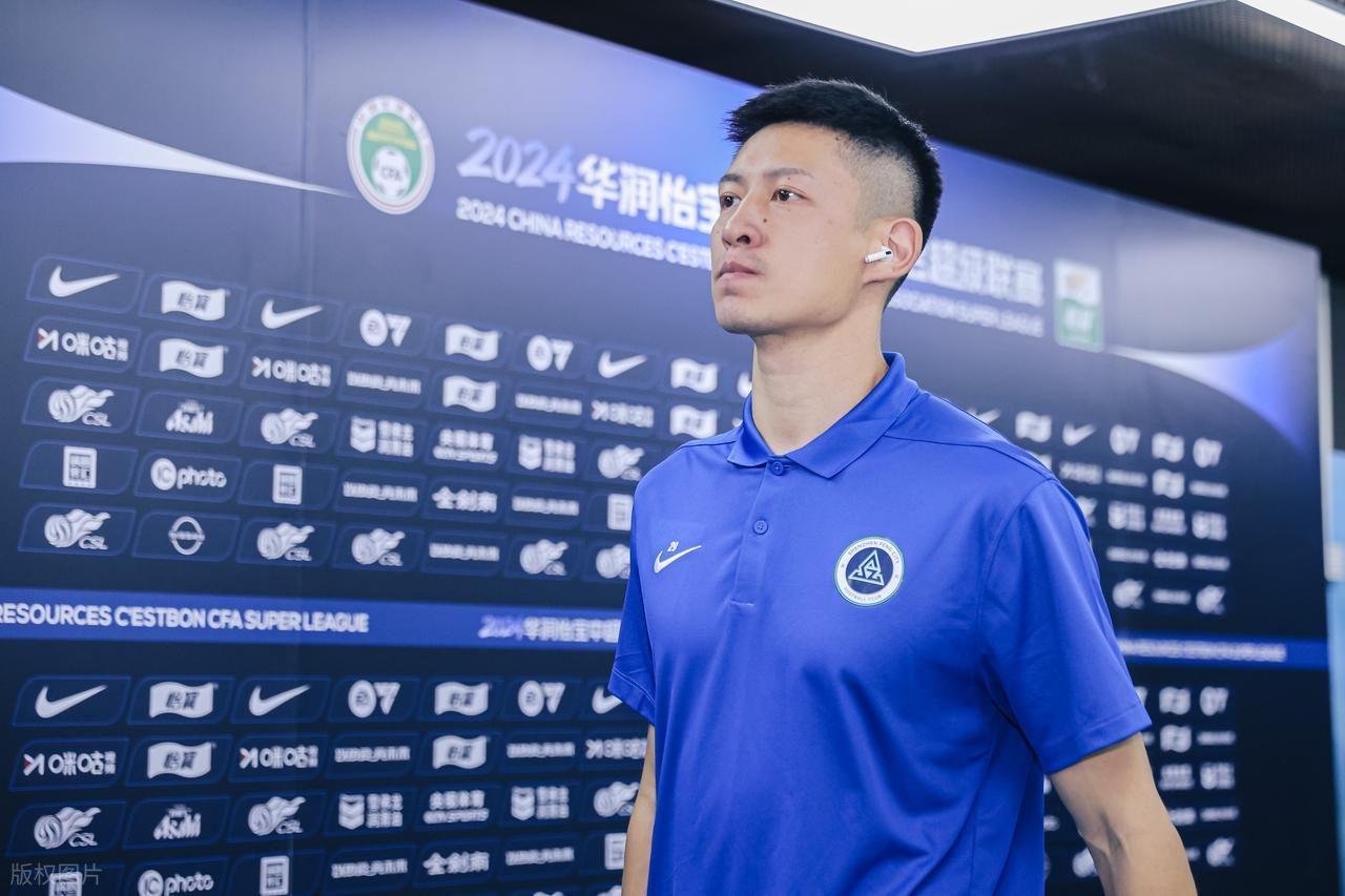 王楚接受法甲专访！直言拒绝打骂小球员，将培养他们立足五大联赛