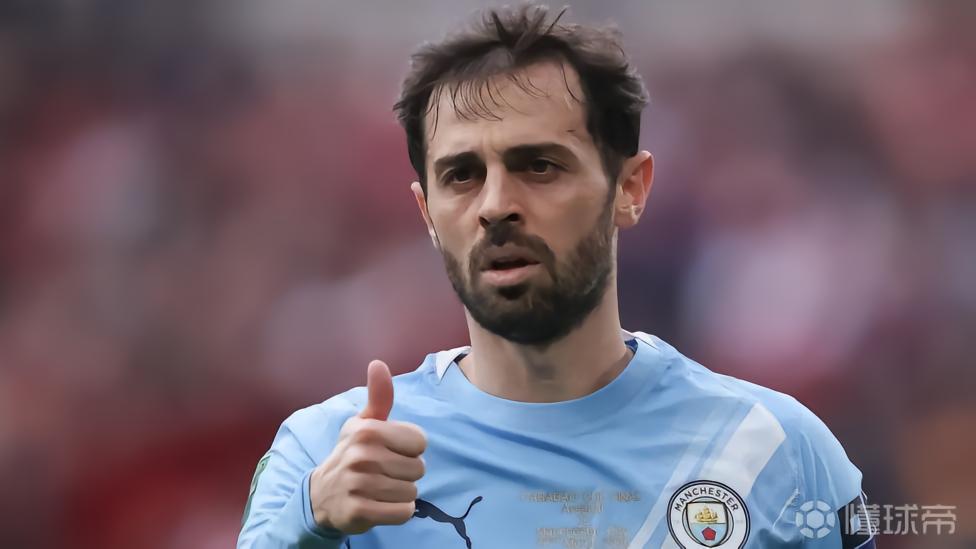 塞门约：B席人特别好，在更衣室里队友总会打趣和捉弄他