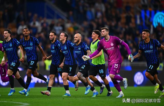 国米再演“半场变脸”魔法：一能力五大联赛第一 谁说齐沃没战术