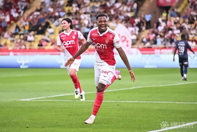 世体：摩纳哥希望留法蒂但他需降薪，巴萨有2500万欧回购条款